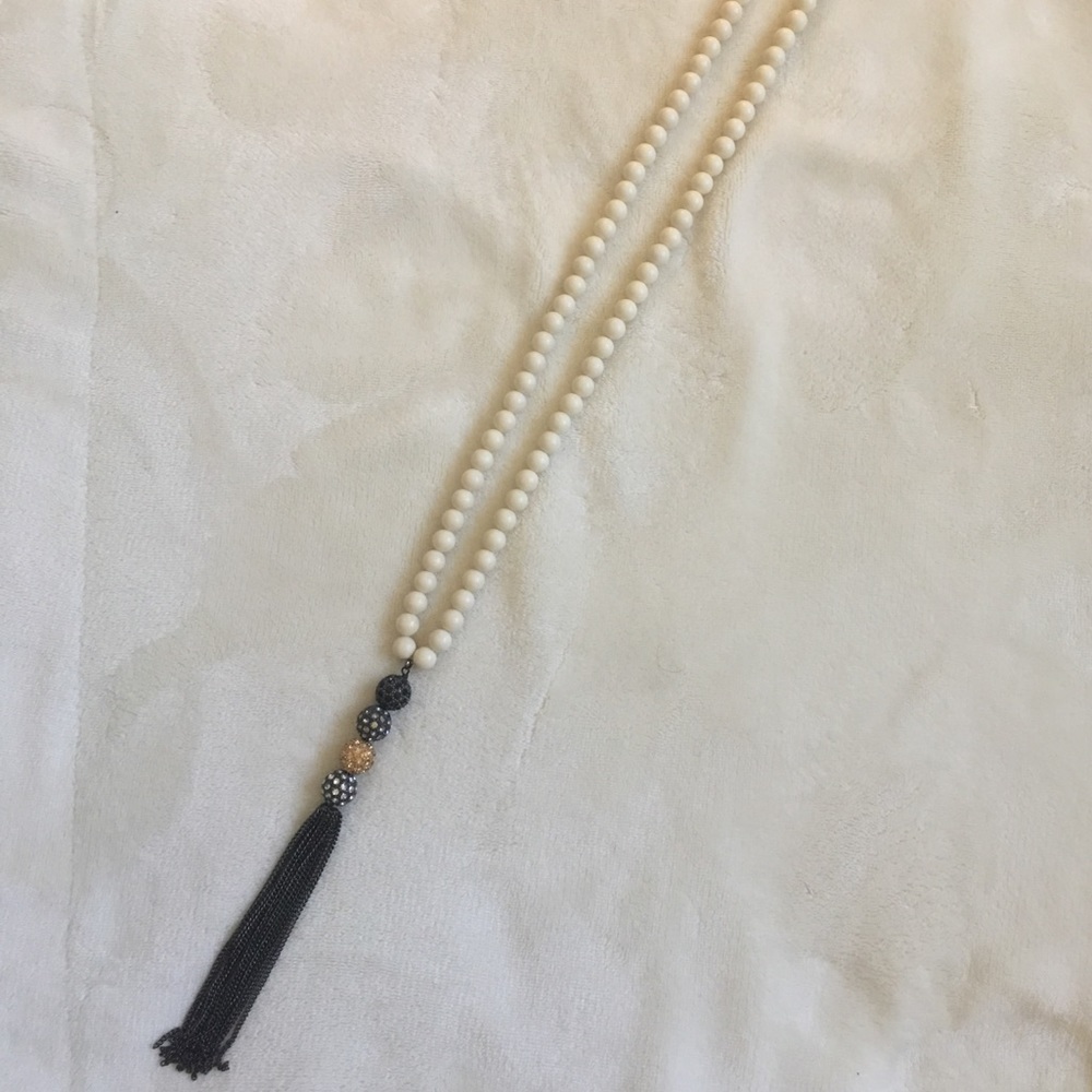 Stella & Dot tassel necklace